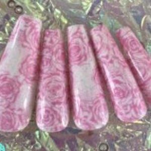 Press-on nails